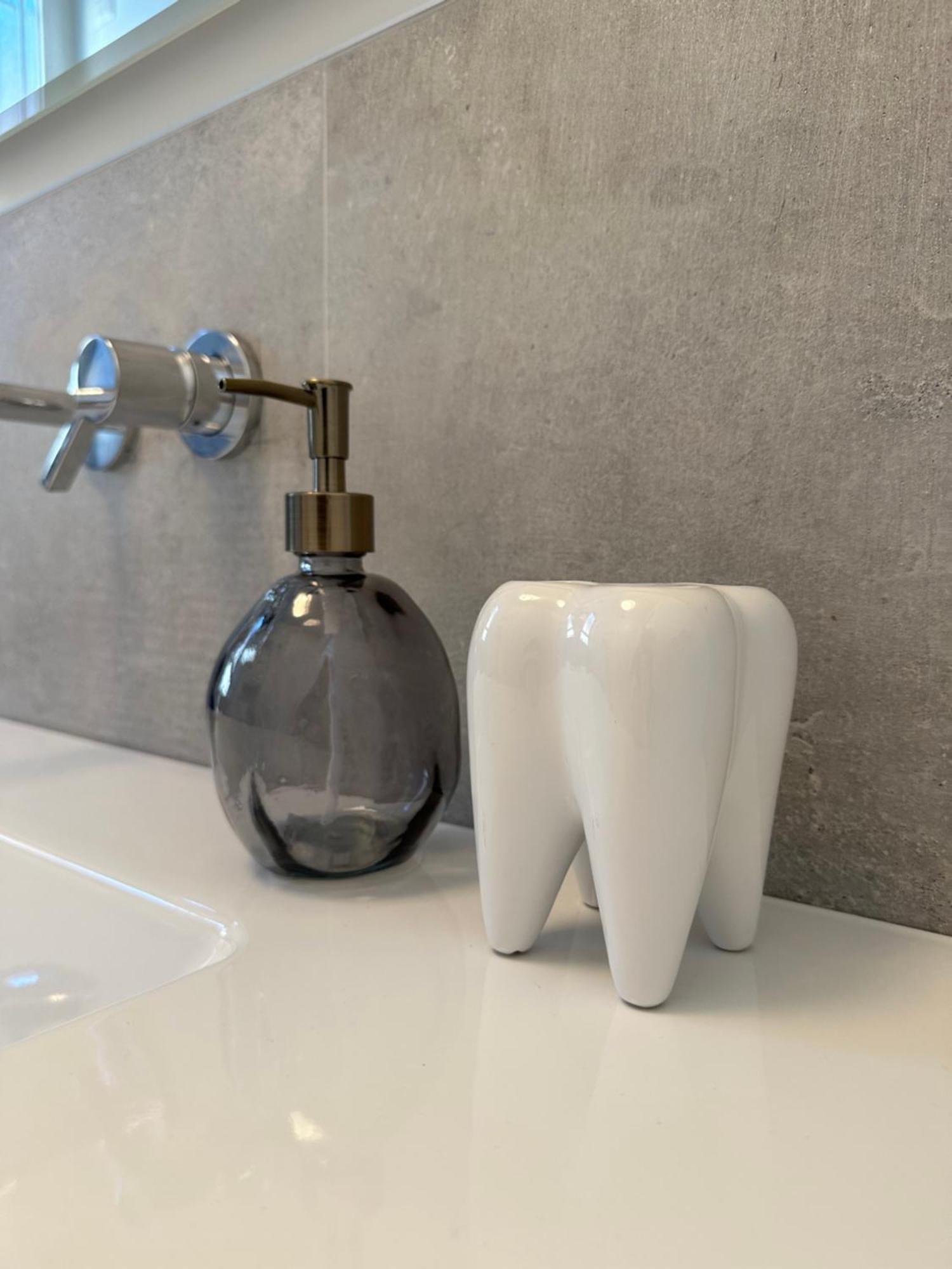 Flowers, A Cozy Suite In Milano Ngoại thất bức ảnh
