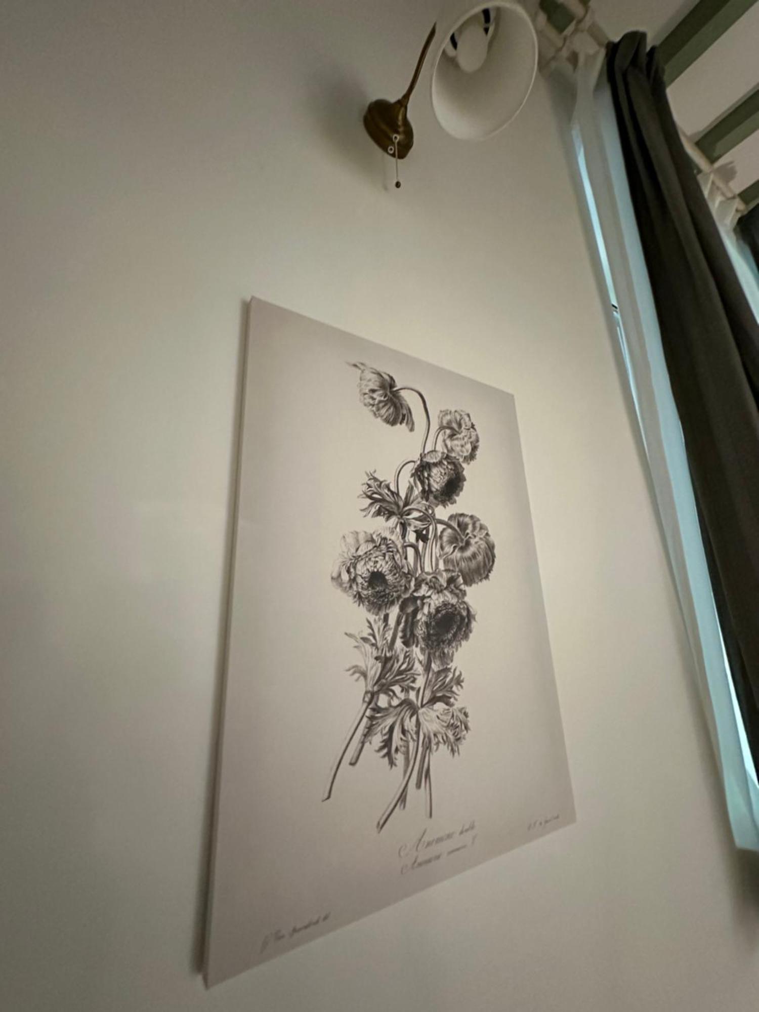 Flowers, A Cozy Suite In Milano Ngoại thất bức ảnh
